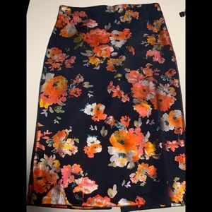 Foil Print Floral Pencil Skirt